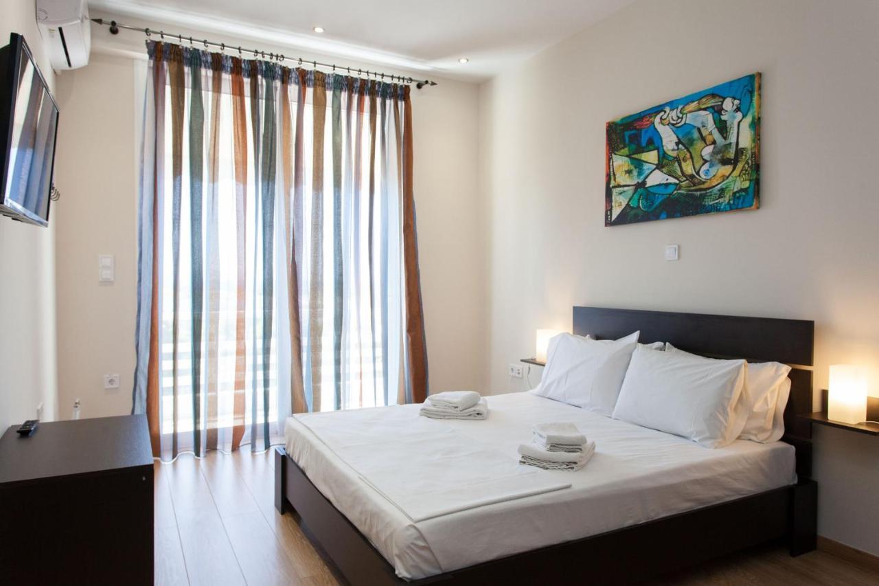 Modern Apt In Glyfada A Breath Away From The Sea - The View Atenas Exterior foto