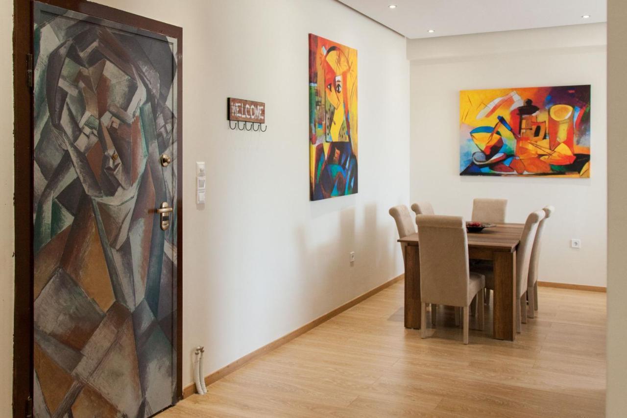 Modern Apt In Glyfada A Breath Away From The Sea - The View Atenas Exterior foto
